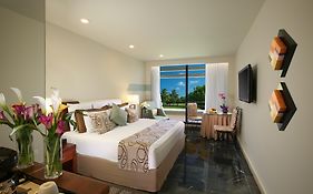 The Grand Oasis Cancun